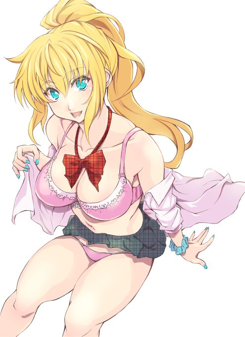 なんか雷がすごい 