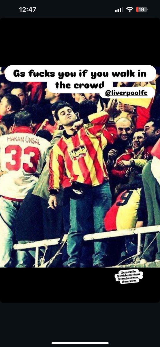 CandoanM's tweet photo. Babanız galatasaray @LFC_TR https://t.co/4oCmC7C0sJ