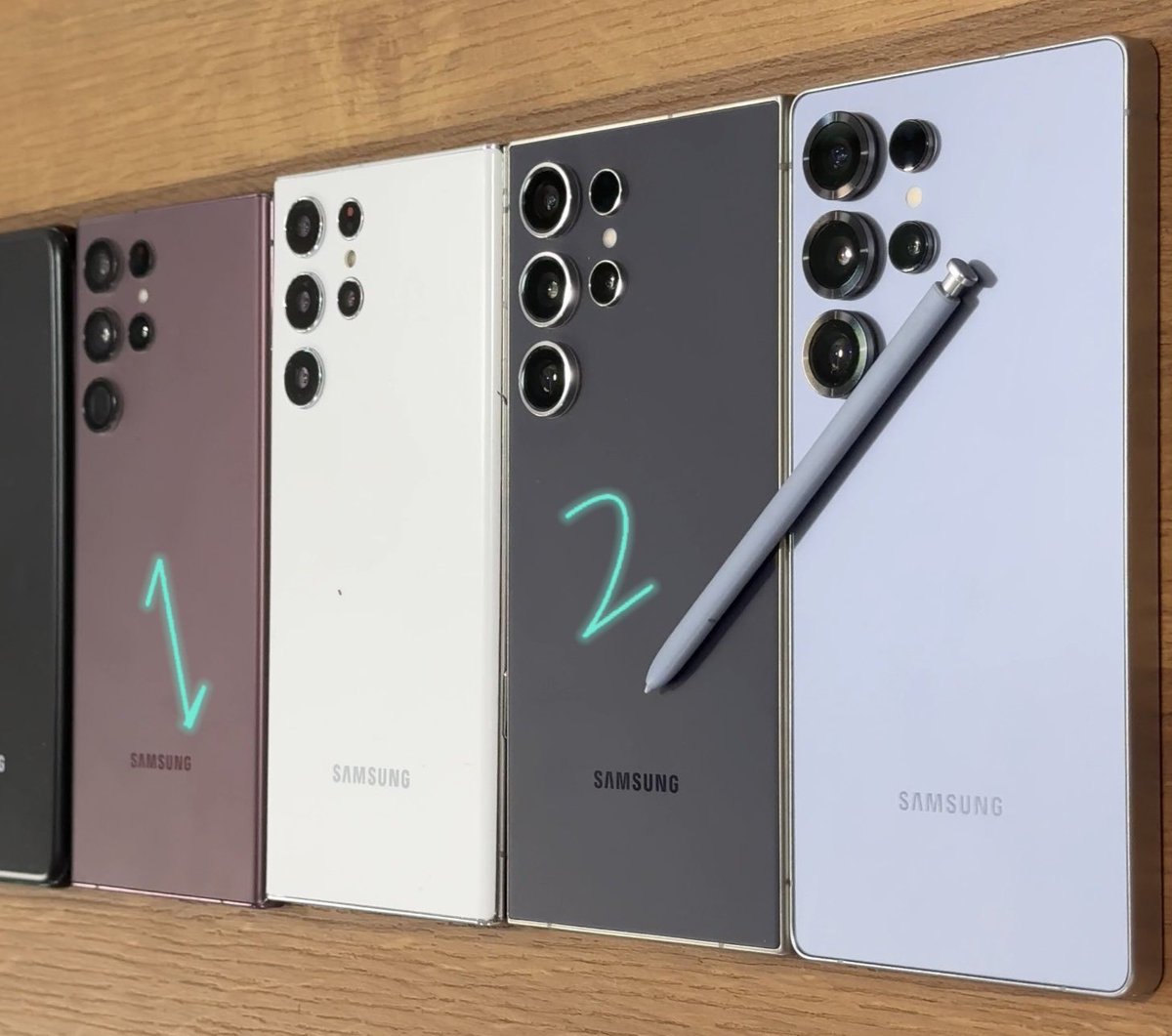 ١/اخر جهاز استخدمته(لون اخضر )
٢/جهازي الحالي 💜
#S22ultra #S24Ultra 
#Samsung  #OneUI8 #OneUI8_5