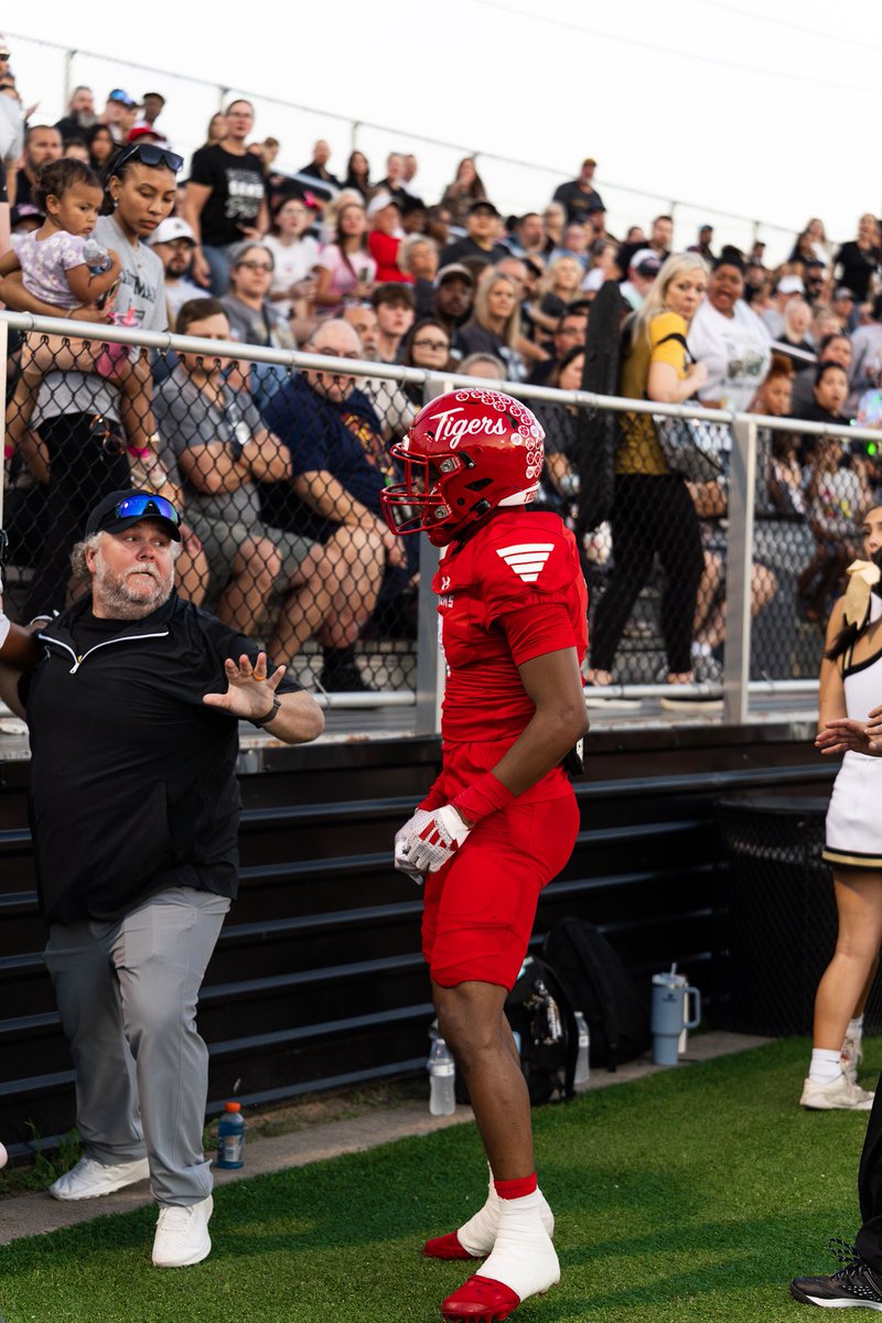 Noah Lewis tweet media