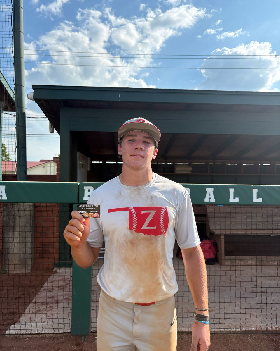 Thanks to our neighbors at quick n easy. Our guys will get lunch or ice cream on the house for different practice awards over the next few weeks.

Today’s was Brayden Floyd for defensive play of the day. #Team79  #Grit