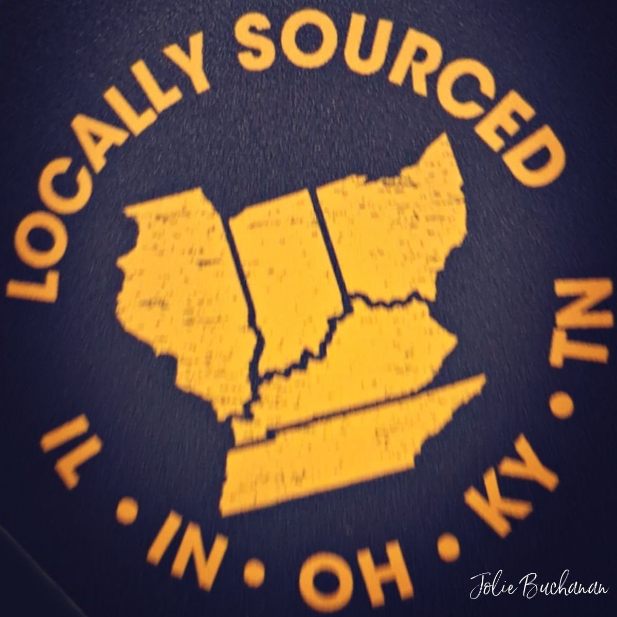 JolieBStudios's tweet image. #SquaredCircling ~ Jolie Buchanan // Columbus, IN #sourcing #Illinois #Indiana #Ohio #Kentucky #Tennessee