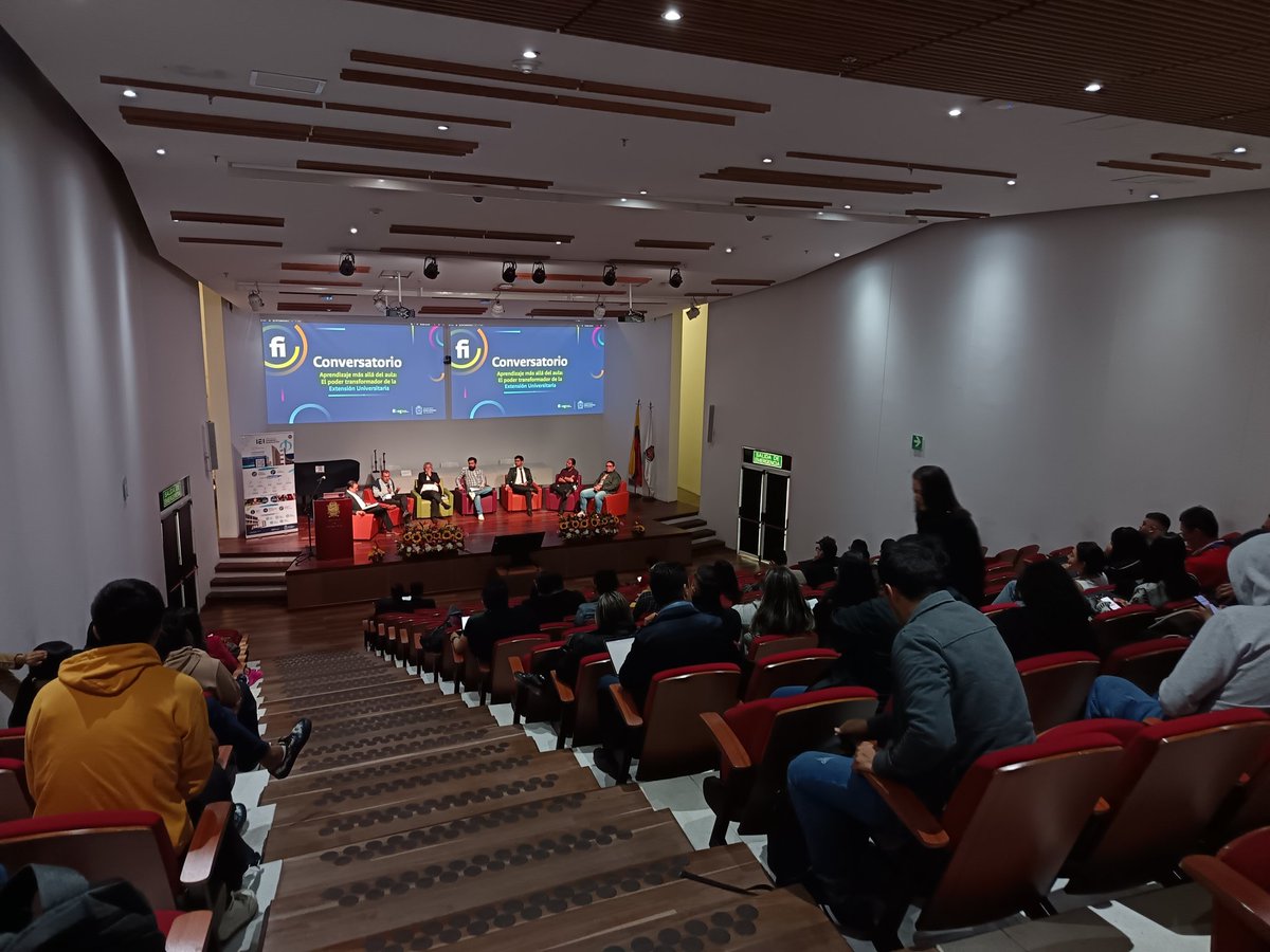 Lab101UNAL's tweet image. #SomosUNAL Hoy acompañamos el Segundo encuentro: Diálogos, logros y reflexiones sobre la extensión universitaria - Caso Facultad de Ingeniería.
Un gran escenario para reflexionar y dar cuenta sobre cómo la academia comparte y aplica sus saberes en diversos entornos. 📚🤝…