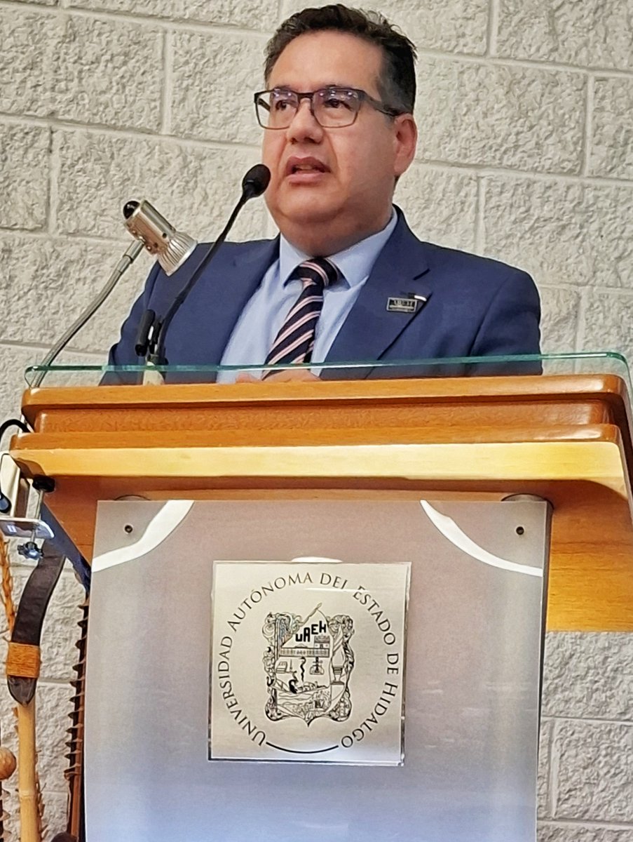 ASEH_Hgo's tweet image. Los economistas transforman.
El Mtro. @jorvalverdeASEH lo dijo claro en el ICEA-@UAEH_OFICIAL al hablar de transparencia, fiscalización y eficiencia del gasto público ante estudiantes.
¡30 años de Economía en la UAEH!
Estudiar con propósito = cambiar el mundo
