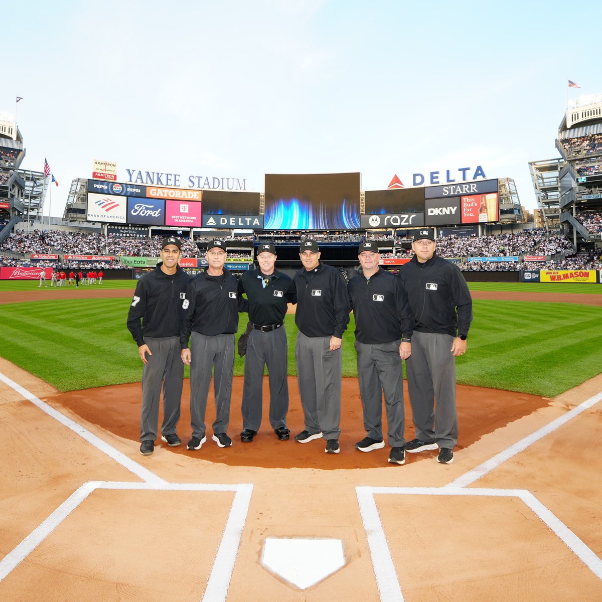 HWumpireschool's tweet photo. Check out Wendelstedt instructors Junior Valentine, Mark Ripperger and John Libka as they work the AL Wild Card series on ESPN!

#hwus https://t.co/srioK0XM5j