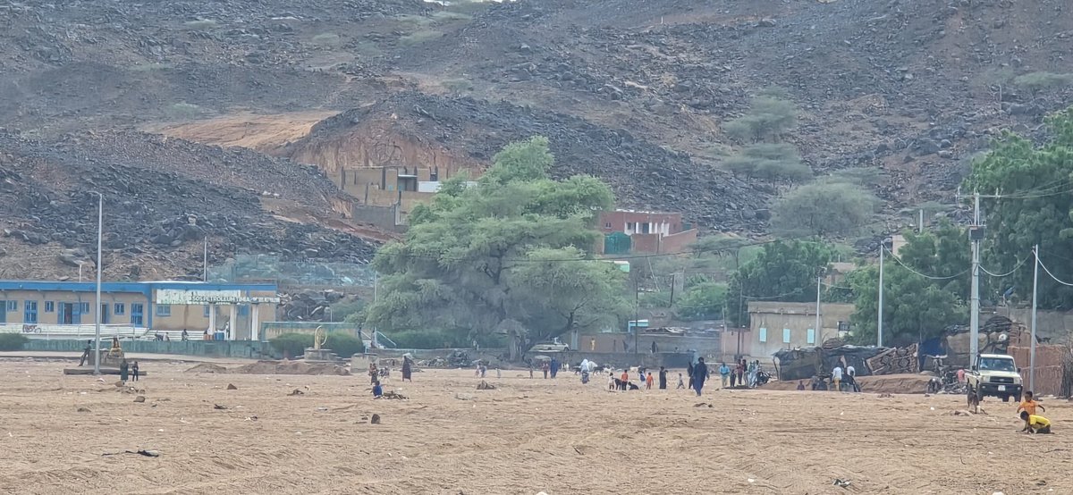 L'oasis de #Timia🌴⛰️🇳🇪 
Credit picture : <a href="/IbrahimZakaria_/">𝐈𝐛𝐫𝐚𝐡𝐢𝐦 𝐀𝐠 𝐙𝐀𝐊𝐀𝐑𝐈𝐀</a>