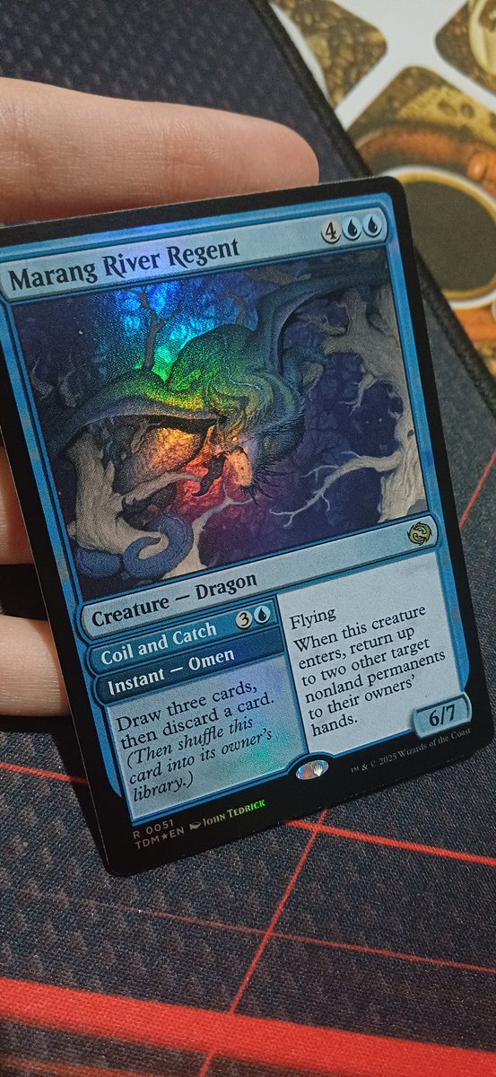 AstridOblivion_'s tweet photo. ME HA SALIDO ESTE DRAGÓN GUAPÍSIMO EN UN SOBRE DE TARKIR AAAAAAAAAAAAA #MTGTarkir https://t.co/FpYhctFhFD