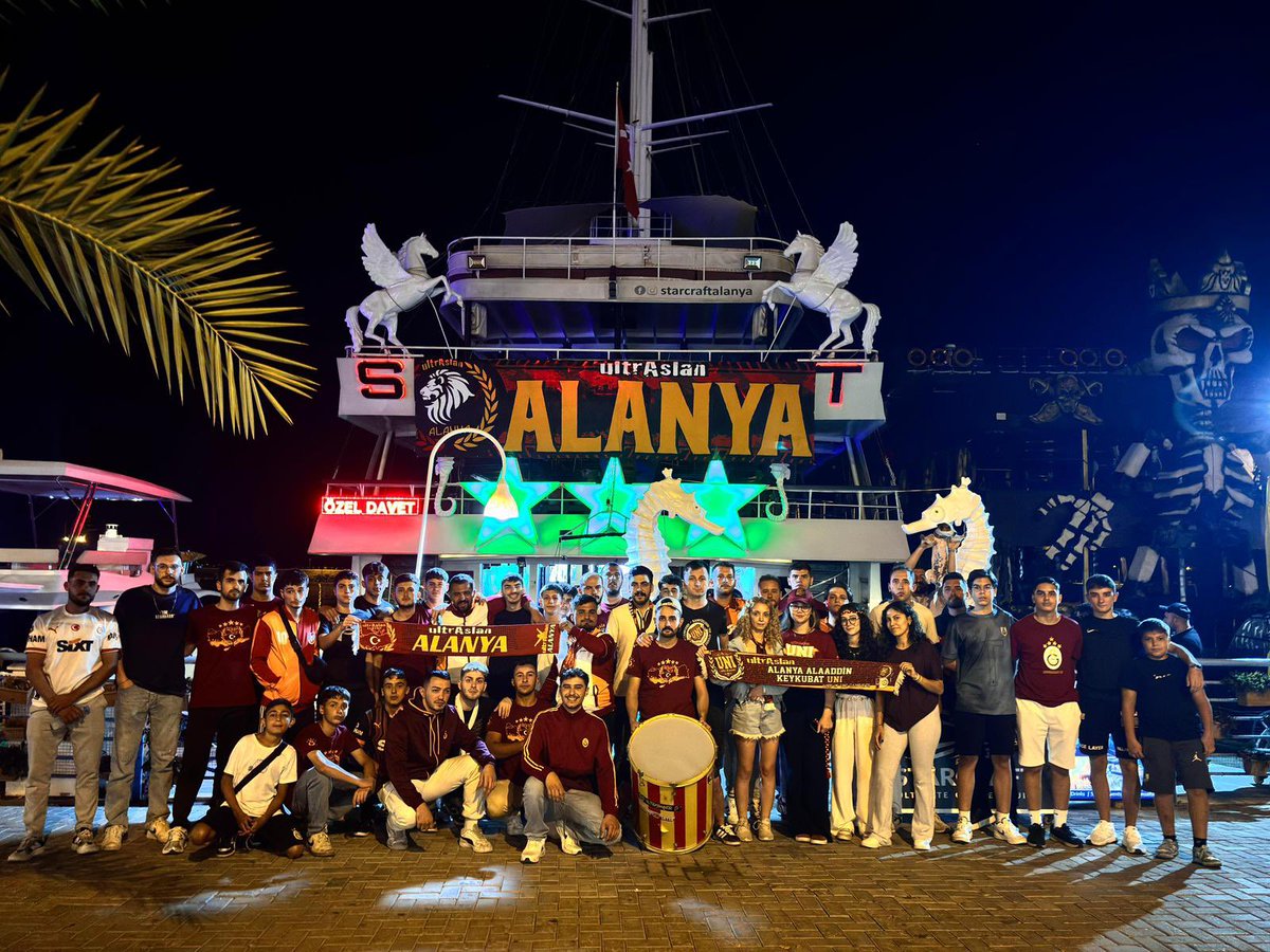 THIS IS ISTANBUL!! 

Kimimiz statta, kimimiz mekanda ultrAslan Alanya hep yanında !

Galatasaray’ımızın Liverpool maçını beraber izledik.

#uAYurtiçi #uAAlanya