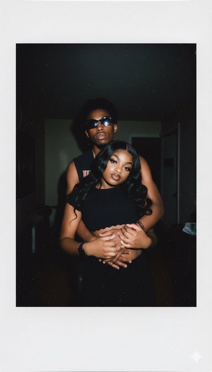 nutiioo's tweet photo. @Diaxmond_ missed u too pretty momma https://t.co/orkqiPwNMr