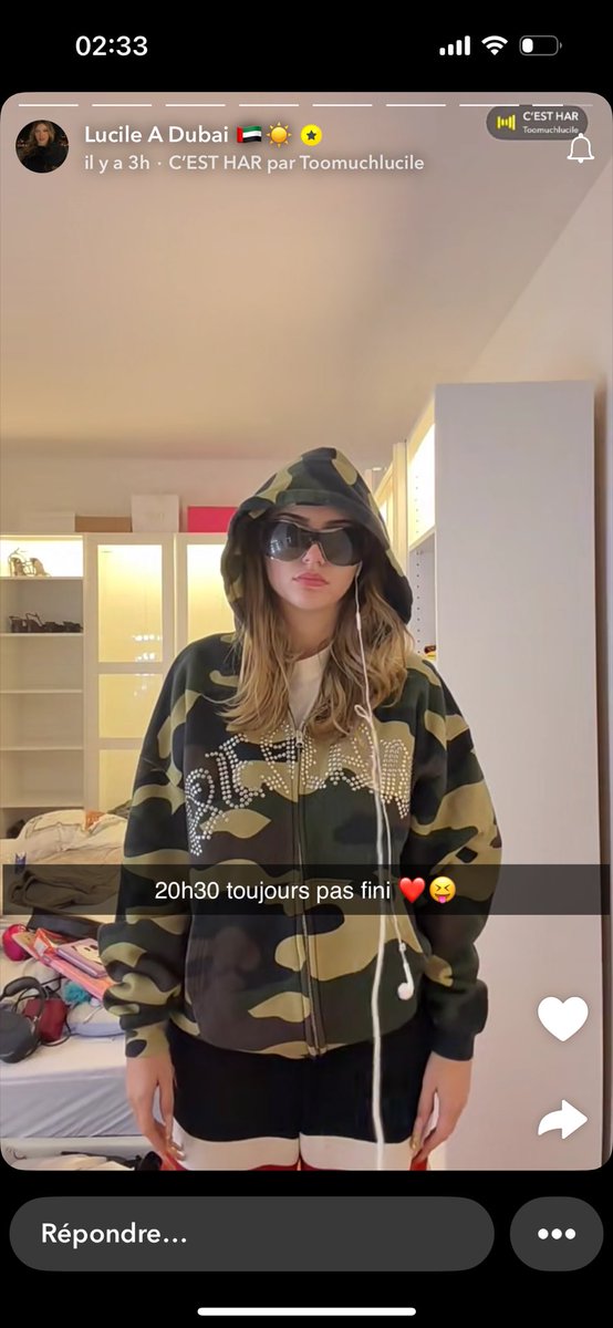 influenceusesFR's tweet photo. Désolé mais quand je la vois à chaque fois j’ai l’impression qu’elle est sale 🫠
#toomuchlucile #ovsie #armigno #poupette https://t.co/zi7wofDrJJ
