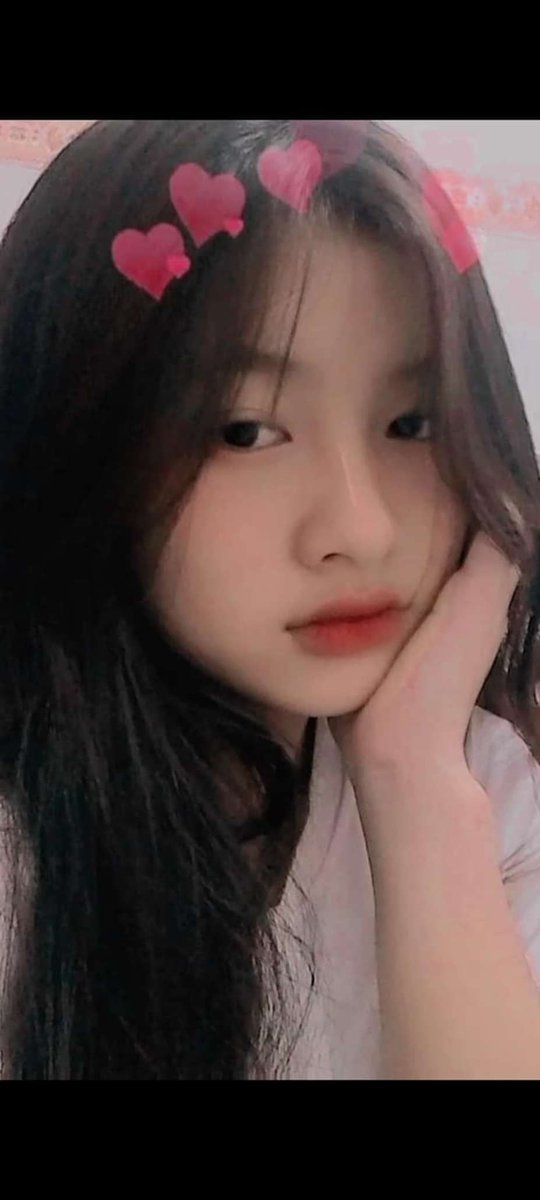 Ella6548's tweet photo. Her laughter dances softly through the air. Her journey is a tapestry of hope. Her aura inspires hearts to believe. Her laughter heals unseen wounds. Her joy blooms like wildflowers. Her presence transforms ordinary into magic.
#Lifeisshort https://t.co/im1bZ3yTae