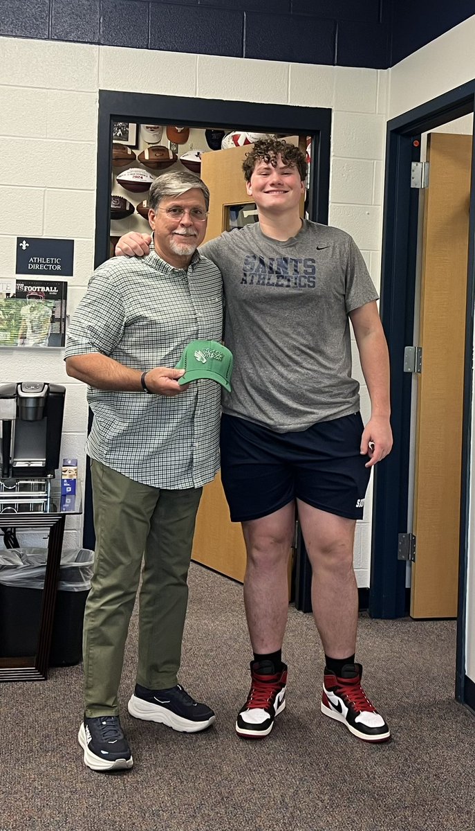CarsonSCampbell's tweet image. I am grateful to receive my first Division 1 offer from @MeanGreenFB. Go Mean Green!!
@CoachBeck_PTF @lettermans_ptf @PTFFootball @TXPrivateFBGuy @__CoachMorris @Coach_Crill @Meech_Dream14 @joshoffield