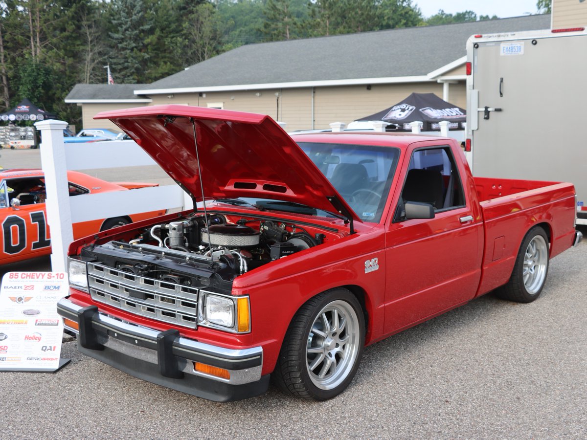 GaugeGuru's tweet image. 1982–85 Chevy S-10 Truck Package — all-electric, direct-fit cluster with hybrid LED lighting and built-in ECM/VSS support.

Swap your stock gauge cluster for something modern and reliable.

Shop now → shop.classicinstruments.com/1982-85-chevy-…
#ChevyS10 #GaugeUpgrade #CarMods #Instruments