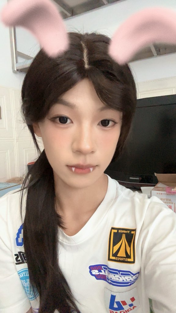 rurujiangjiang's tweet photo. 脚麻吗
#男娘 #伪娘 #直男 #cd #女装 https://t.co/oFZbX5eIAv