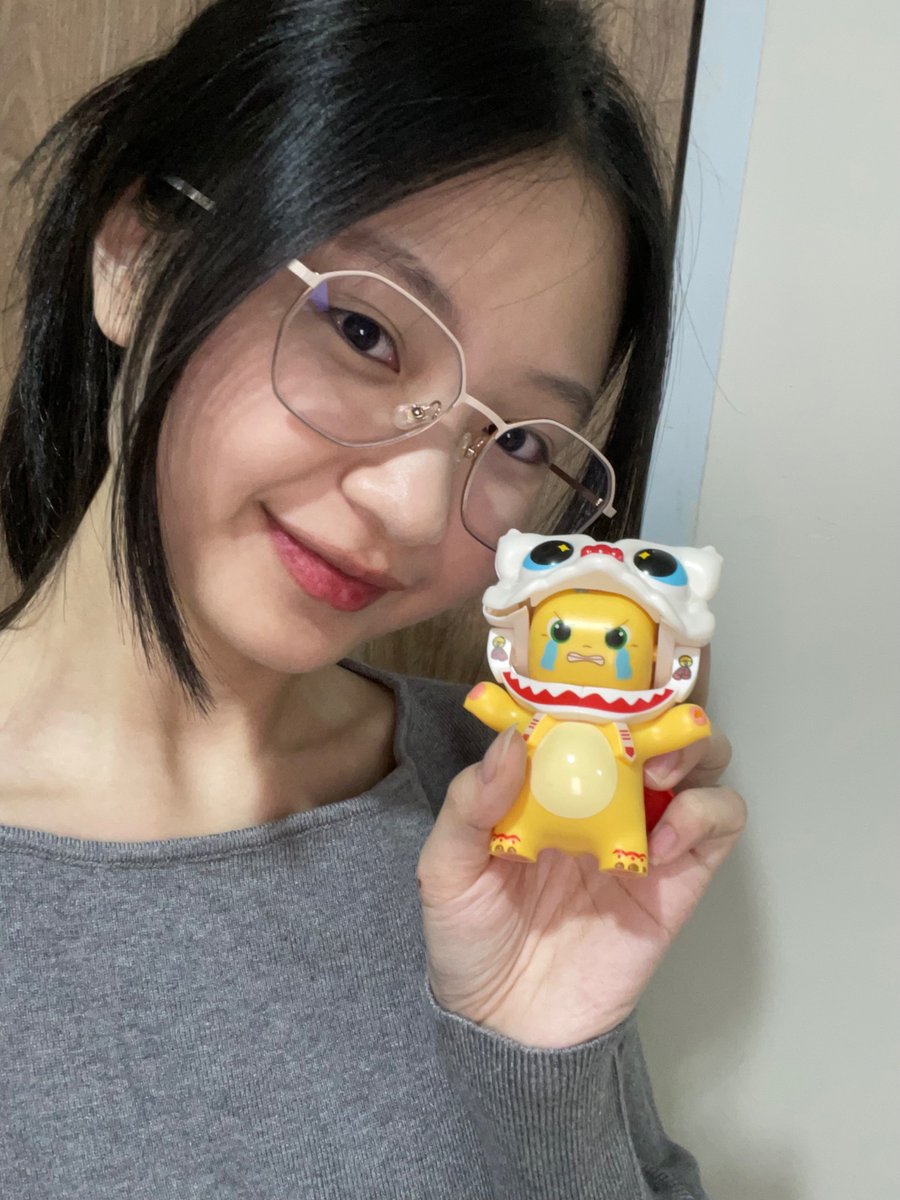 M_MikaelaJKT48 tweet picture