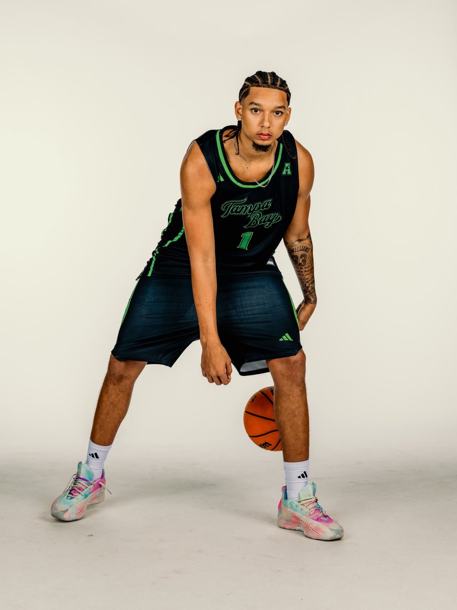 Caleb Williams tweet media