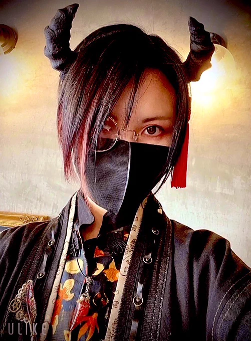 10月だねぇ、魔物っぽくなりたいねぇ