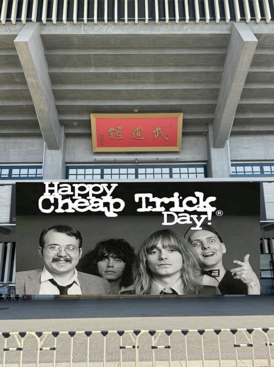 southern_cross1's tweet photo. Happy Cheap Trick Day🎉🏁🇺🇸

#CheapTrick #CheapTrickFarewellTour #チープトリック #日本武道館 https://t.co/2PQAzAOHYj