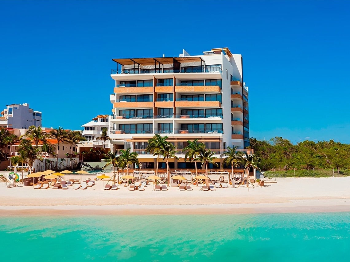😎Imagínate ganar un viaje a Puerto Morelos o Playa del Carmen, en Quintana Roo, con hospedaje todo incluido en uno de los hoteles de <a href="/TheFivesHotels/">The Fives Hotels</a>  🏖️
 
¡Claro que es posible! Participa en el concurso de video #PlayaSinPlástico

#AdoptaUnaPlaya