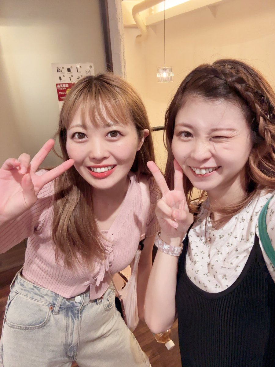 syoshimizu1124's tweet photo. おはようお茶🍵✨

明後日ライブです☺️

ピアノサポート:ゆっこ🎹
ゲスト:ゆっこ🎻

▼ご予約
https://t.co/cnGgwRVQr5

19:00〜19:30 ① おおきあさみ
19:35〜20:05 ② 柴崎美穂ふ
20:10〜20:45 ③ 吉水翔子
20:50〜21:25 ④ 菜摘美
21:25〜21:30 コラボ1曲

@positive_yukko 
@vnyukko https://t.co/c79sRFHuth
