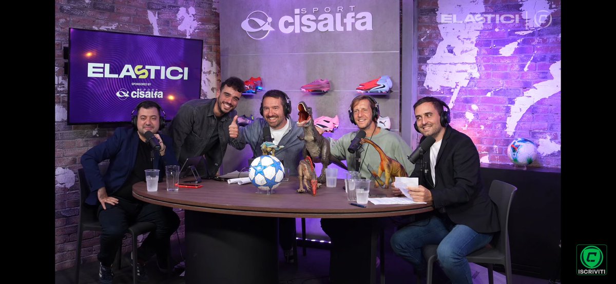 Roberto Longa (@robertolonga1) on Twitter photo “Ma papà ma perché mia sorella si chiama Rosa?”
“Perche tua madre ama le rose”
“Grazie Papà”
“Prego Argentinosauro”
<a href="/CronacheTweet/">Cronache di spogliatoio</a> <a href="/CosimoBartoloni/">Cosimo Bartoloni</a> <a href="/CattaneoTweet/">Marco Cattaneo</a> <a href="/stefanoferre88/">Stefano Ferrè</a> #elastici “Ma papà ma perché mia sorella si chiama Rosa?”
“Perche tua madre ama le rose”
“Grazie Papà”
“Prego Argentinosauro”
<a href="/CronacheTweet/">Cronache di spogliatoio</a> <a href="/CosimoBartoloni/">Cosimo Bartoloni</a> <a href="/CattaneoTweet/">Marco Cattaneo</a> <a href="/stefanoferre88/">Stefano Ferrè</a> #elastici