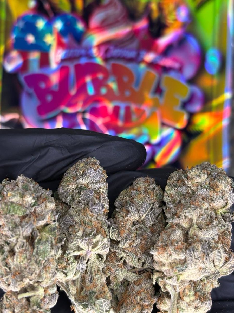 JLabarbouc15133's tweet image. #LosAngelesCL #weed #weedplug 💨🍫🍫☘️☘️🤩