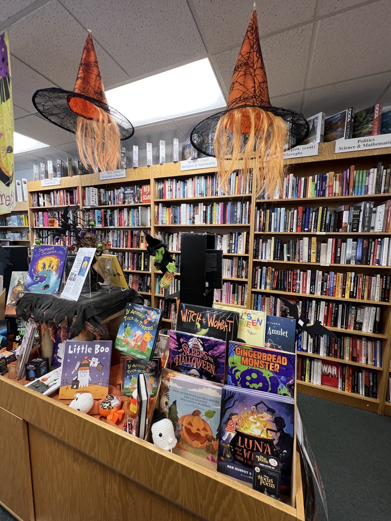 My children's book is perfect for spooky season! 🎃 You can get it at bookstores like Flintridge Bookstore or online: amazon.com/author/livnews