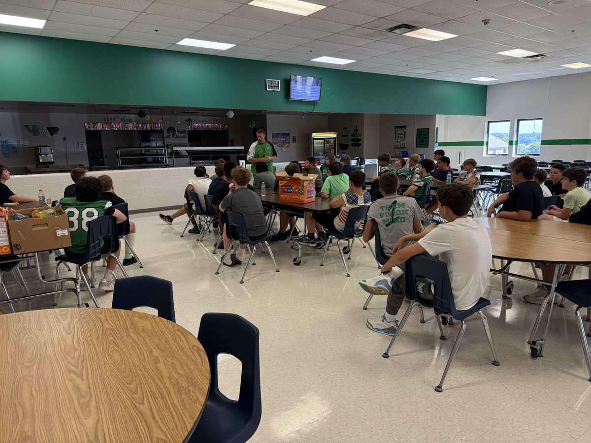 8th grade Pointers got the W against a solid Shiloh Christian football team last night. 7th grade held there own but came up short. Coach McMurray talked to the boys about what leadership looks like.
#letsgopointers