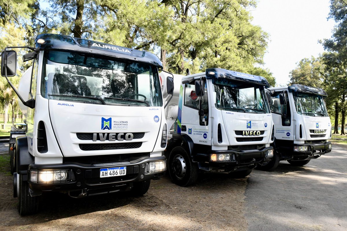 💪🏼🛻 Incorporamos nuevos vehículos y maquinarias para fortalecer los servicios en Malvinas y seguir mejorando la infraestructura y el mantenimiento en nuestros barrios.

Entre lo que sumamos se encuentran mixers para la Planta Hormigonera, camiones volcadores, una fresadora de