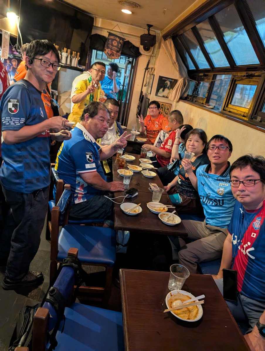 obachan12's tweet image. やどかりリアル！お知らせ！

サッカー好きを集め月1回下北沢でオフ会しています。良かったら参加しませんか？
youtube.com/playlist?list=…
↑
こちらお時間ある時に御確認下さい。
次回10/31金曜日
20時KICKOFF
参加費5千円前後
ご検討下さい
お返事お待ちしてます
#やどかりリアル
#LORDED
#TAWAGOTO
