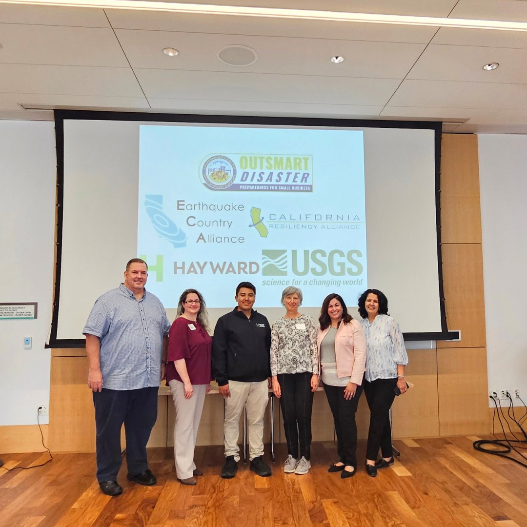 CaliforniaOSBA's tweet image. 🛡️ Preparedness Month is ending, but being ready is always smart business.

Thanks to all who joined our September events with @FEMARegion9, Haywired Hayward, and @UPHelp!  @OutsmrtDisaster have free tools to help plan, protect &amp;amp; recover
#PreparednessMonth #SmallBizReady