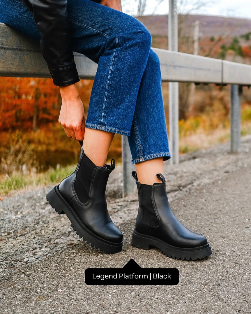 ThursdayBootCo's tweet photo. Upstate for the Fall 🍂
#ThursdayBoots #FallOutfit #BlackLeather #LeatherJacket #ChelseaBoots https://t.co/xMTblSLKpm