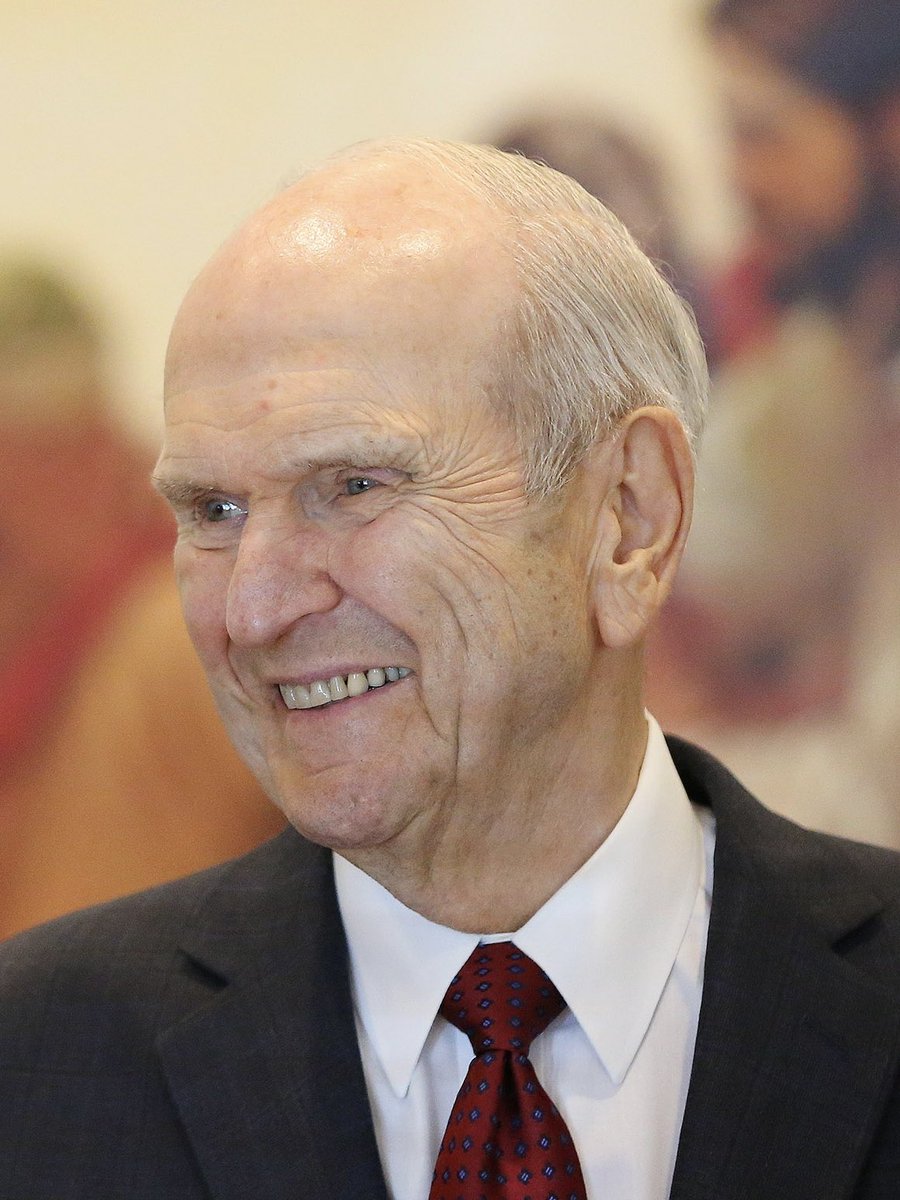 Lamento el fallecimiento de Russell M. Nelson, Pdte. de Iglesia JSUD. Mis condolencias a sus fieles.

Además, toda mi solidaridad con las víctimas del atentado en la Iglesia JSUD en Michigan. No es posible que persista el odio y la violencia contra comunidades de fe en el mundo.