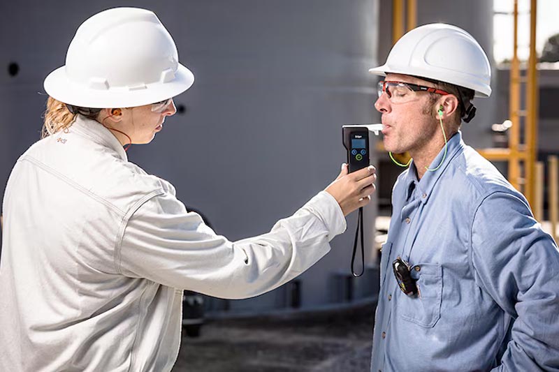 IntegSampling's tweet image. Workplace incidents don’t wait for office hours. Rapid response drug & alcohol testing ensures accurate results, safety, and fairness—anytime, anywhere.
Is your testing provider ready when it matters most?
linkedin.com/pulse/why-rapi…
#WorkplaceSafety #RapidResponse #DrugTesting