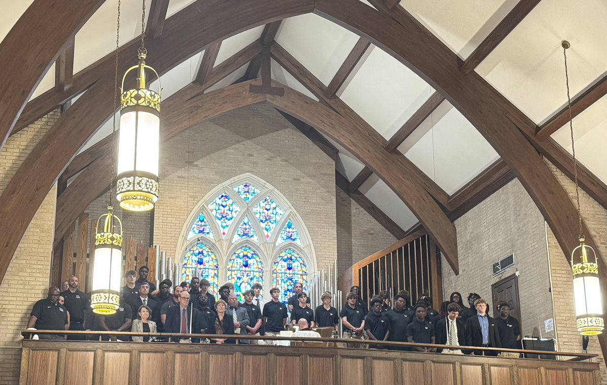 When you see me post #CHAIN it really means something to us.

The C stands for connection!

 Today our team supported a brother/teammate who laid his father to rest. There was nothing more important than being our brother’s keeper! 

#CHAIN
#BringABroom