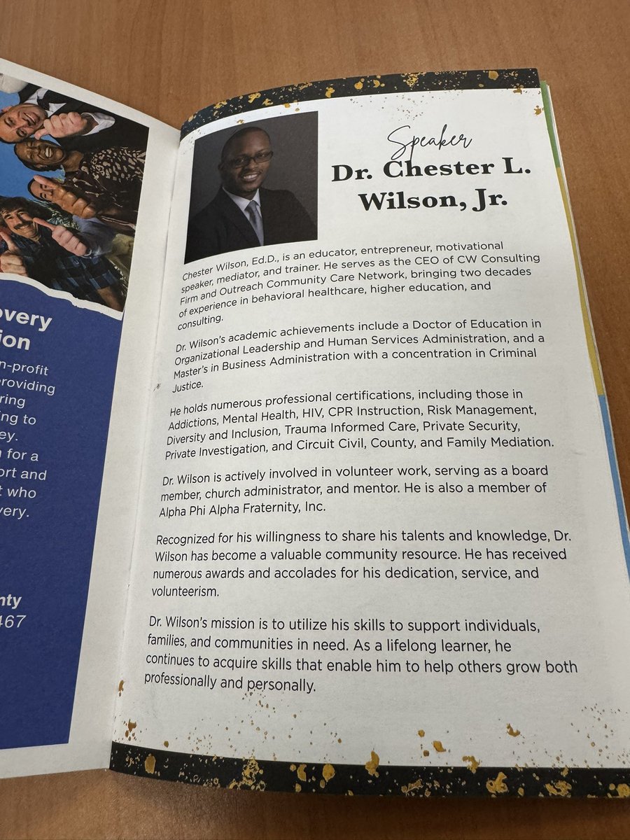 theCWCF's tweet photo. This weekend Dr. Chester Wilson served as a speaker for the NAACP’s Freedom Fund Banquet. He spoke to the attendees about using what’s in your hands to build and increase their wealth. 

#DrWilsonSpeaks #WeAreTheWilsons #NAACP #UseWhatsInYourHands https://t.co/iKDWVASoRd