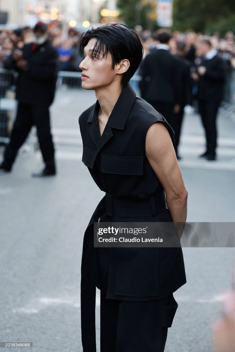 너무멋있네ㅠㅠ🖤🖤🖤🖤