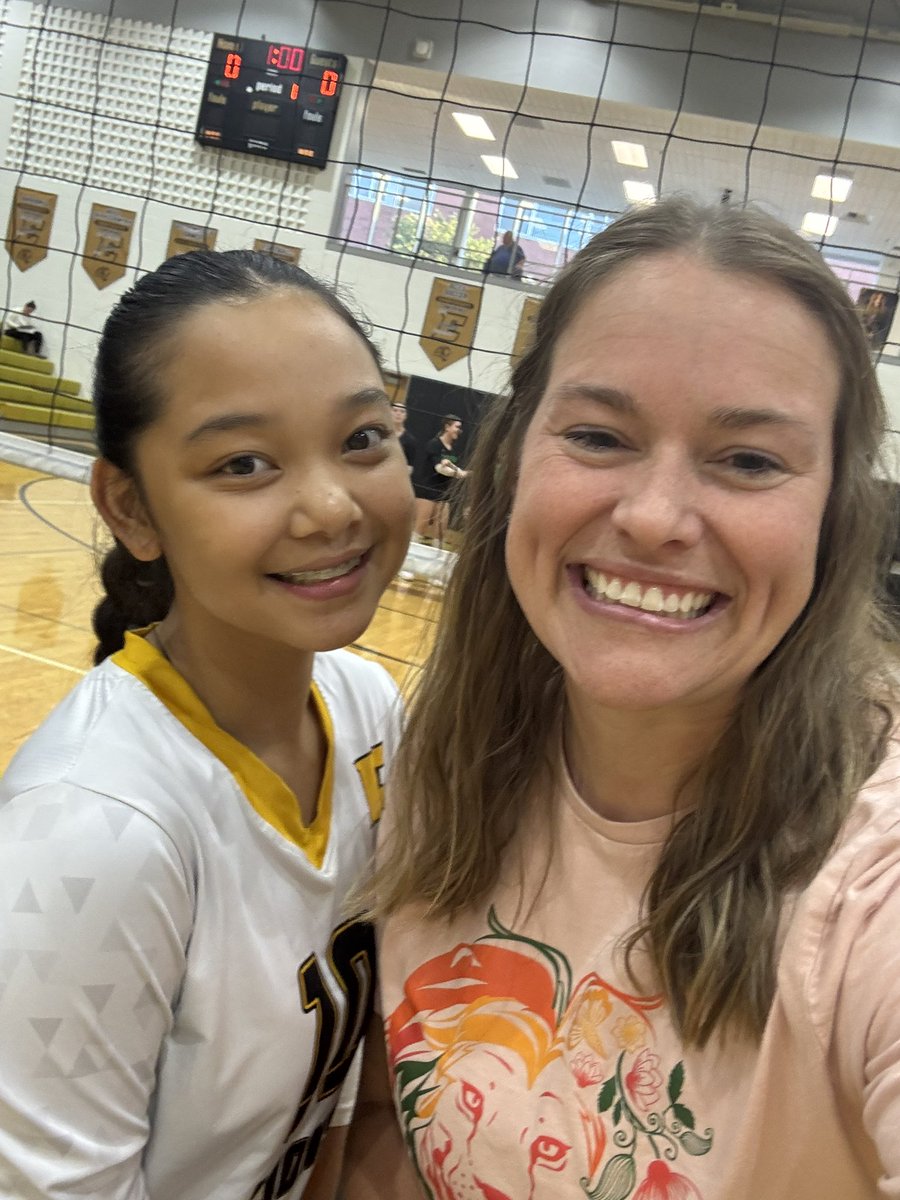 Señora Fitzgerald tweet media