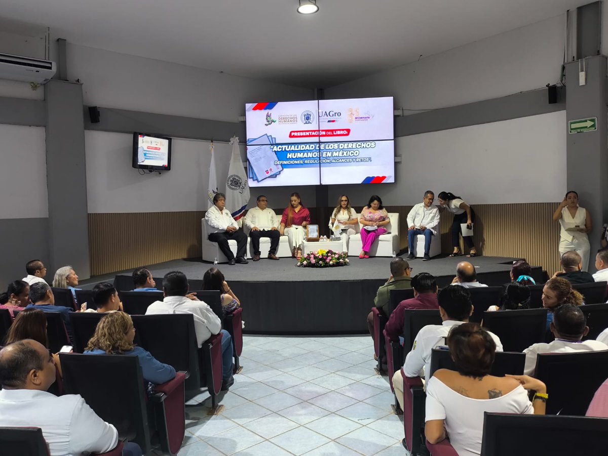 #SociedadAcapulco 
Presentan en #Acapulco el libro Actualidad de los Derechos Humanos en México

Información completa:
facebook.com/share/p/17BoCo…

<a href="/UAGro_Prensa/">UAGro Prensa</a>