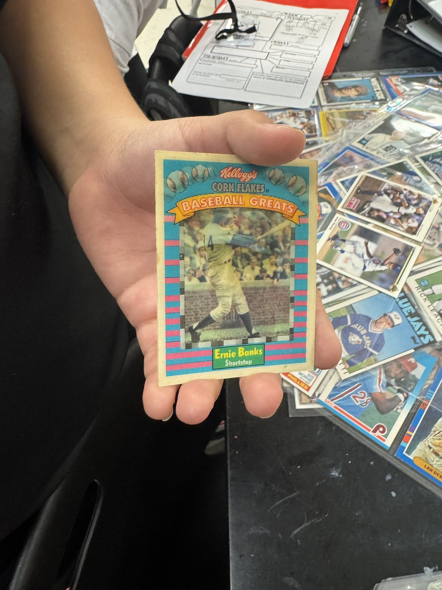 KrystleWright's tweet photo. Isaac has the coolest collection of baseball trading cards…Mays, Jackson and Banks! #WMSRTB #HumbleISDArtists #BeEliteWMS #ChooseBetter #MakeEverySecondCount #FocusOnTheGood @HumbleISD_WMS @HumbleISD https://t.co/fC3w1W2DiX