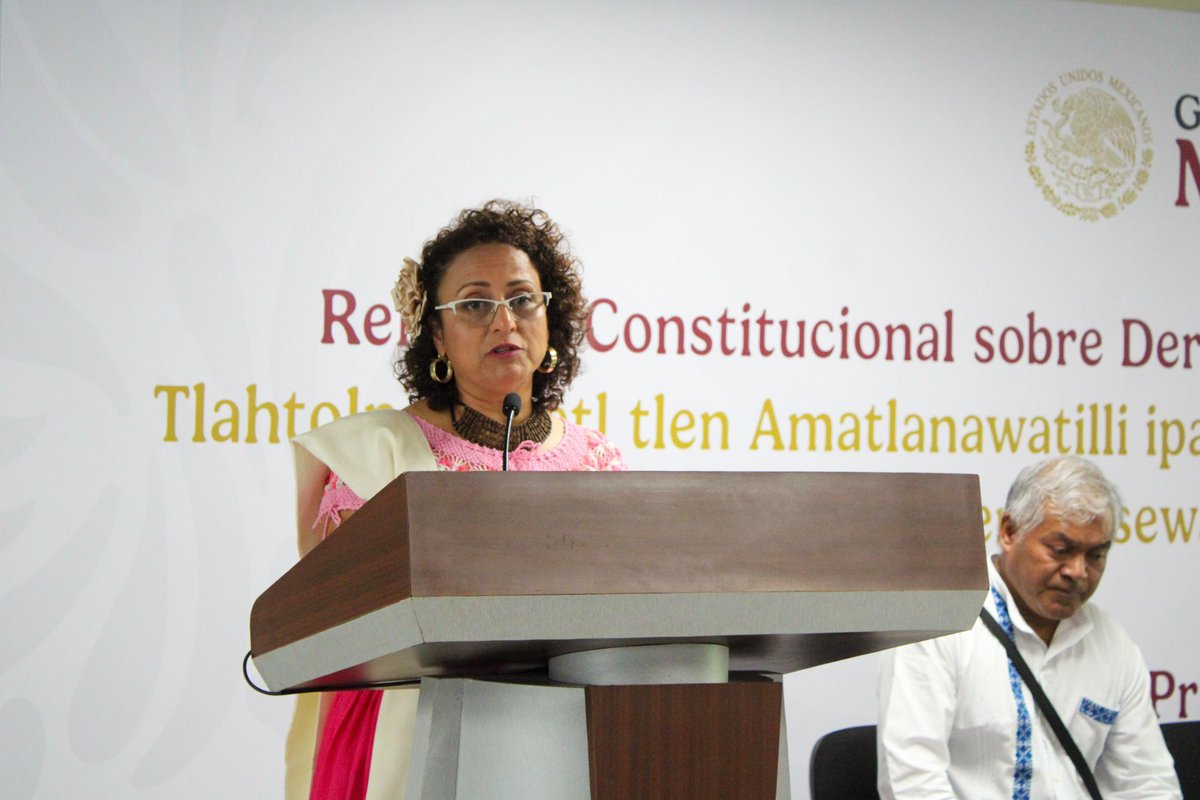 #COMUNICADO | 📰🗞️

El INPI celebra primer aniversario de la firma del Decreto de Reforma Constitucional sobre Derechos de
los Pueblos Indígenas y Afromexicanos

▪️“Hoy tenemos una Constitución con un nuevo espíritu, con un nuevo rostro que reconoce las raíces más profundas de