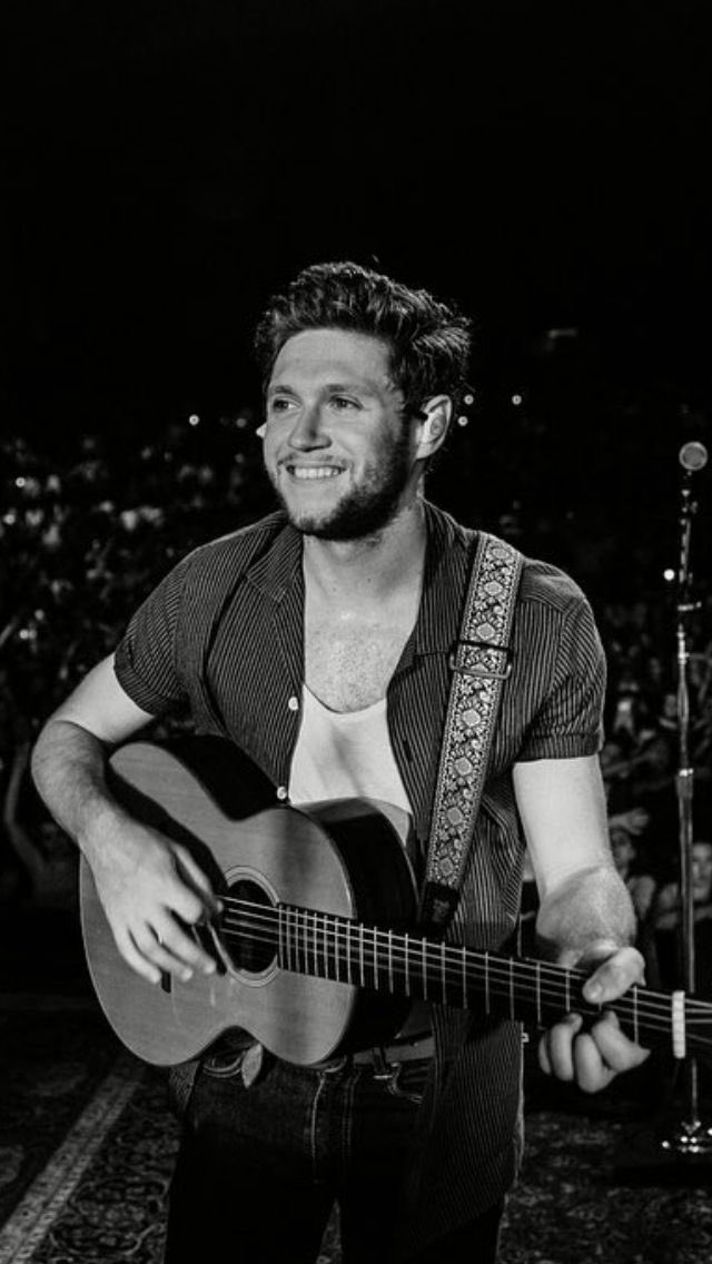 Nialls_Golden's tweet photo. @NiallOfficial ⭐️Happy Niall Month⭐️
💫Day 30: Black & White photo💫
✨#ProjectNiall #NiallsMonth✨ https://t.co/M2oB0wfJLk
