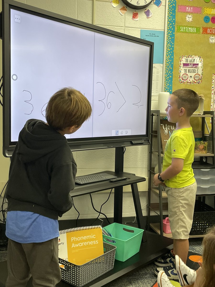 marnellandrea29's tweet image. We love practicing math on our new interactive monitor. @VV_Voyagers #fabulousfirsties #welovemath #stilllearninghowthisworks