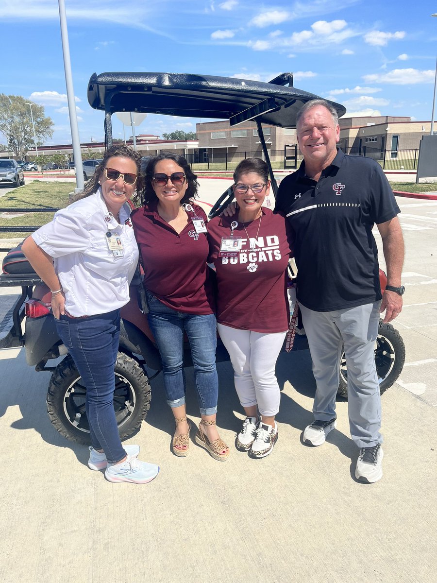 Stephanie Lyle tweet media