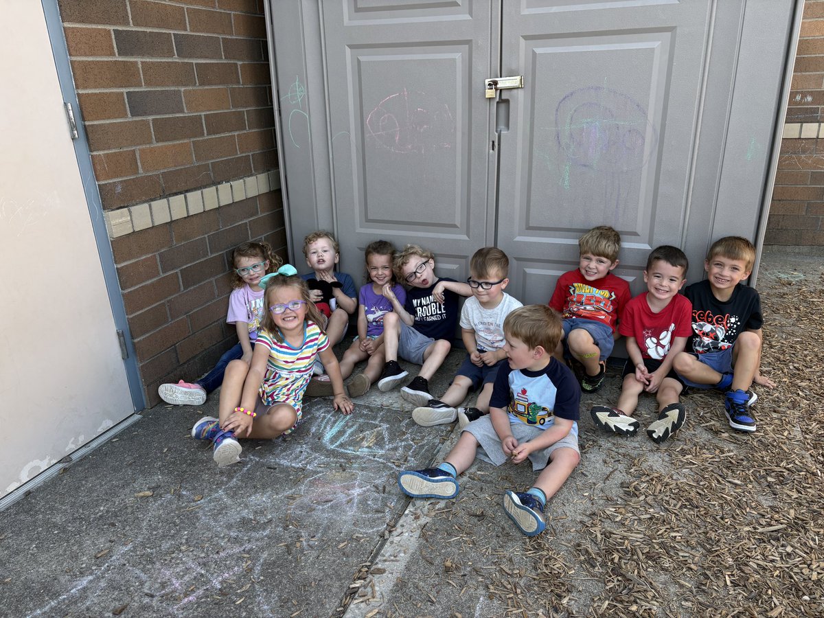 Megan Hoover tweet media