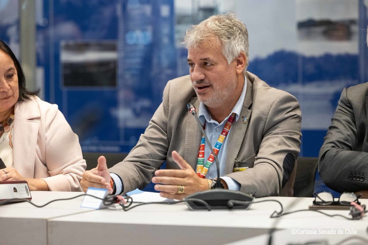 Hoy se lanzó en <a href="/Senado_Chile/">Senado Chile</a> el Frente Parlamentario contra el Hambre y la Malnutrición 🍎

Con esto Chile suma sus dos Cámaras a la red regional apoyada por <a href="/FAO/">Food and Agriculture Organization</a> <a href="/AECID_es/">AECID</a> <a href="/AMEXCID/">AMEXCID</a>

➡️ Primer acuerdo: reactivar el proyecto de ley Cero Desperdicio y participar en #ForoSAN2025🇲🇽