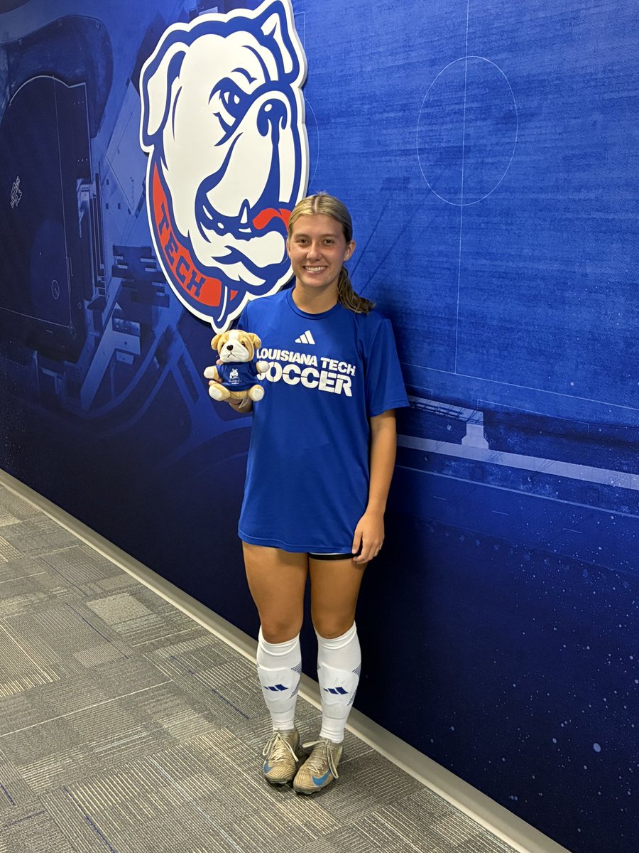 A lot of the 🐶AWARD values are being displayed by <a href="/CarriganGekas/">Carrigan Gekas</a> Congrats on being the recipient this week for <a href="/LATechSOC/">LA Tech Soccer ⚽</a> 🔵⚽️🔴 #EarnTheRight #BarkLouder