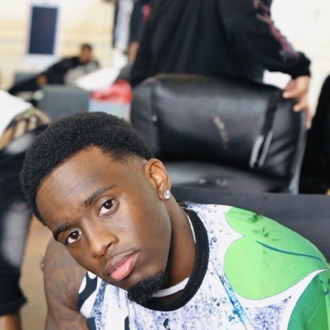 EAN🌚. tweet media