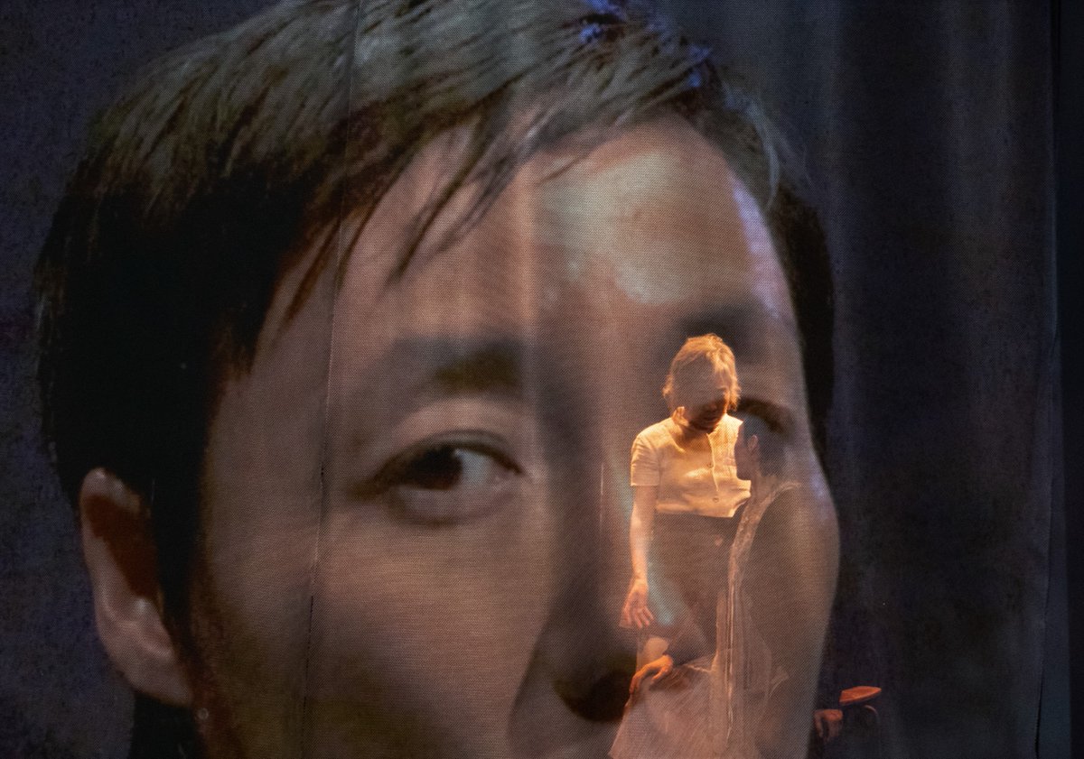 Charmpoint_info's tweet image. 母はいつも先回りして
　　娘の代わりに答えてしまう
　　　　　正しくあれと私に強いる

▶︎▶︎10/5㈰14:00 Program A　三鷹 #scool 
 『清掃する女　亡霊』シングルスクリーン上映
scool.jp/event/20251005/