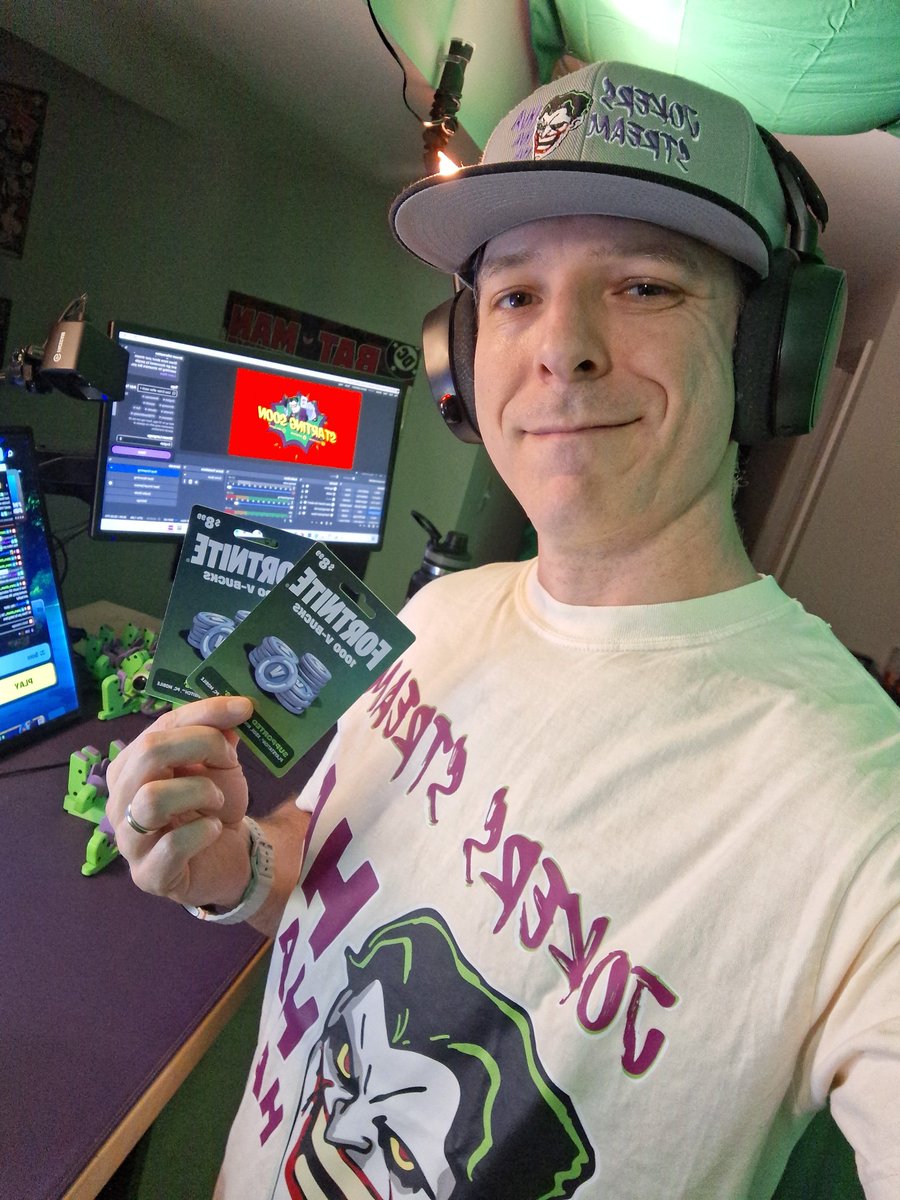 Fortnite
Giveaways 
Vbucks
New Merch?
Twitch
Right now
Link in bio
LFG